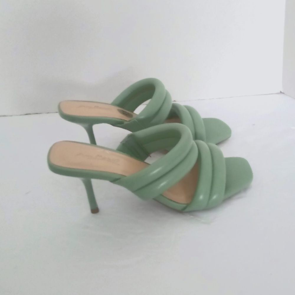 Anne Michelle Mint Green Women's 6 1/2 High Heels